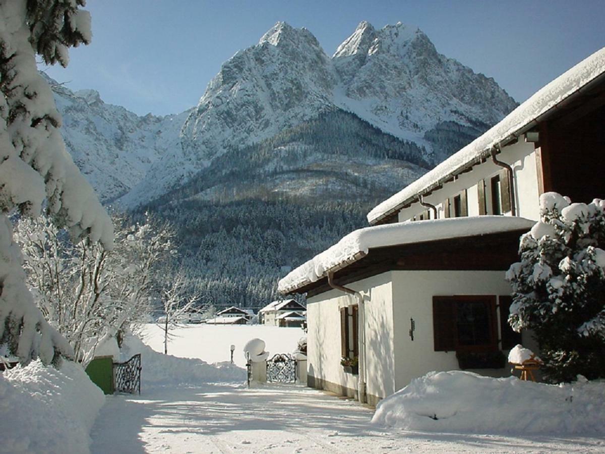 Landhaus Waldrebe ไกรน์เนา ภายนอก รูปภาพ